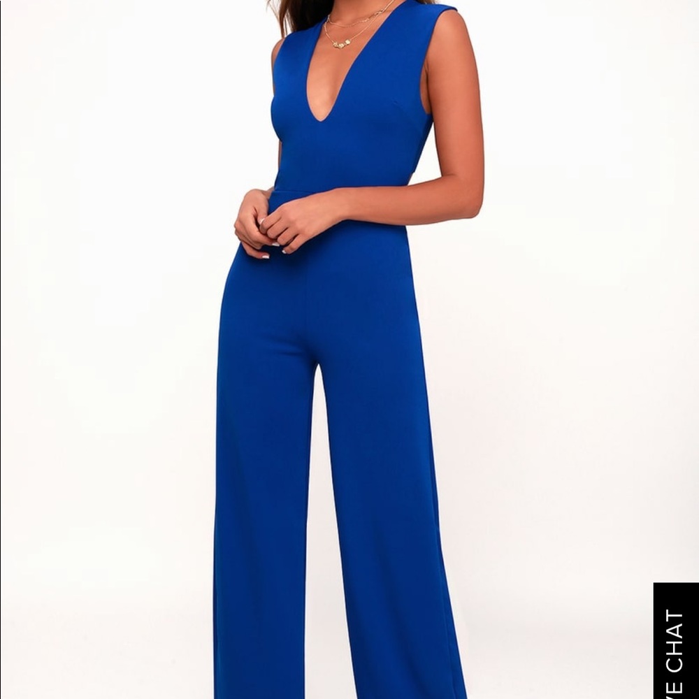 Lulu’s royal blue jumpsuit.